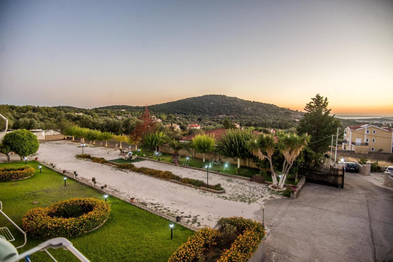 Razáta Aristotelis Apartments מראה חיצוני תמונה