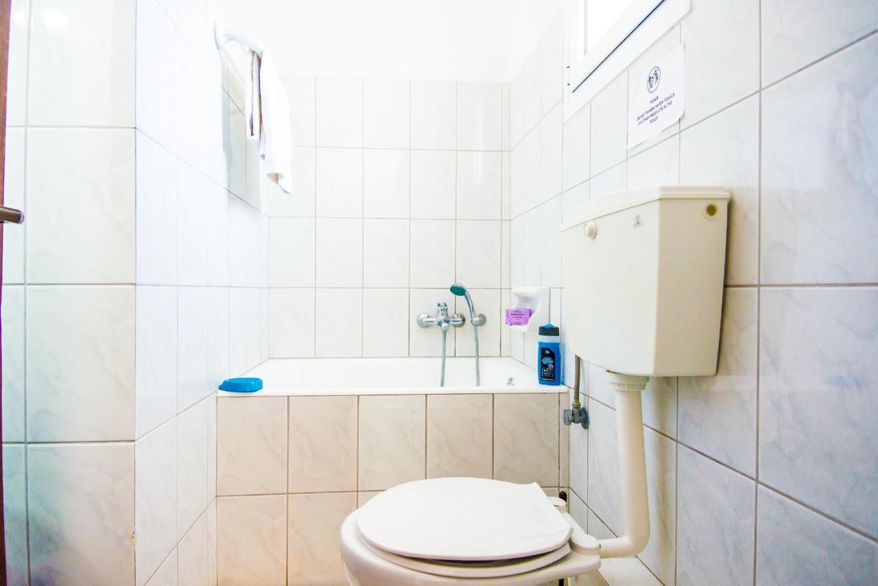Razáta Aristotelis Apartments מראה חיצוני תמונה