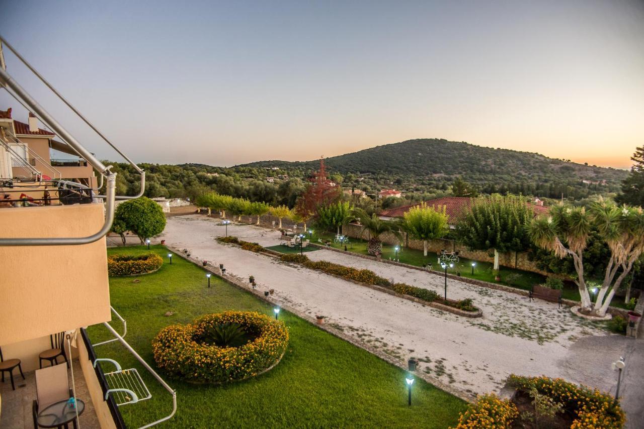 Razáta Aristotelis Apartments מראה חיצוני תמונה