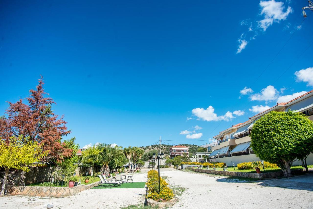 Razáta Aristotelis Apartments מראה חיצוני תמונה