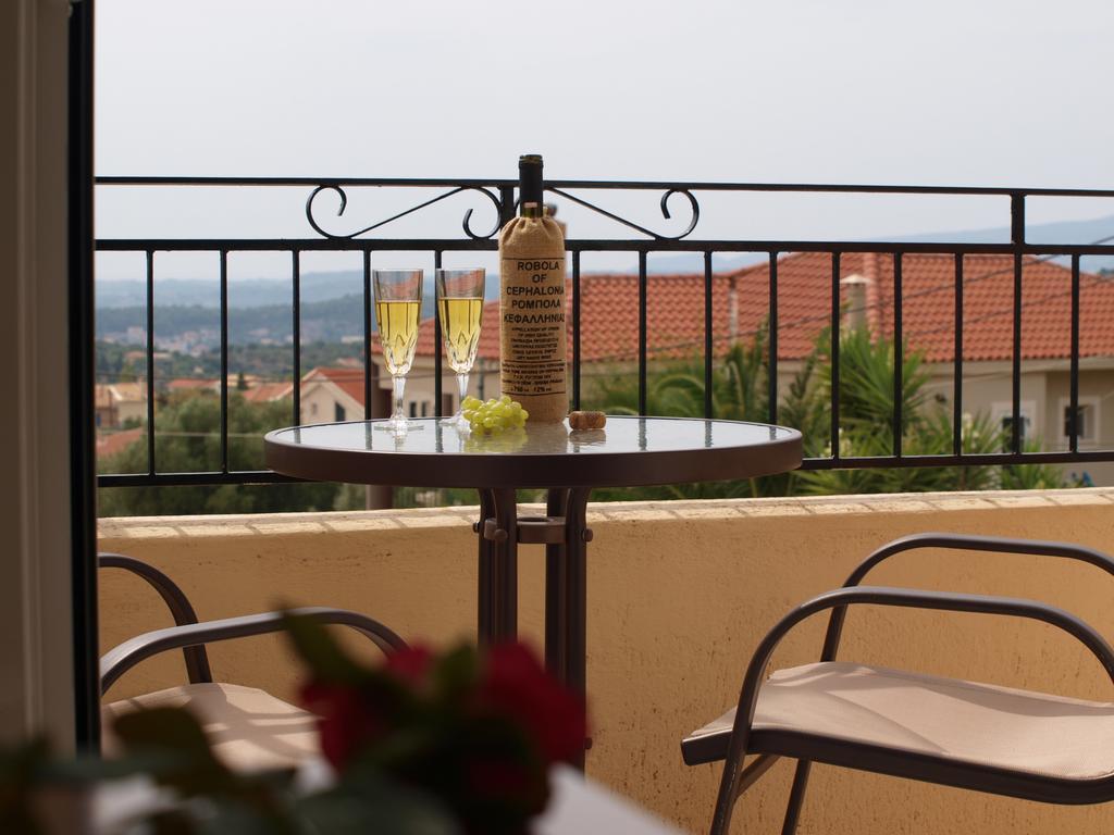 Razáta Aristotelis Apartments מראה חיצוני תמונה